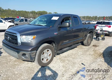 2011 Toyota Tundra Grade 5.7L V8 z USA, uszkodzony, nr VIN 5TFUW5F16BX187882